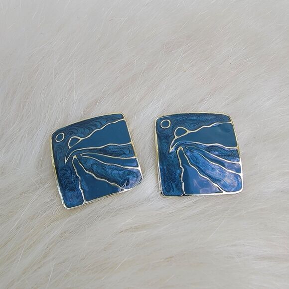 Vintage enameled blue and silver clip on earrings - Picture 1 of 3